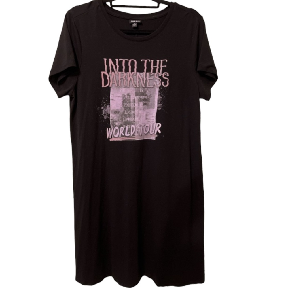 😊2 FOR $25--Torrid Into The Darkness World Tour Tee Dress